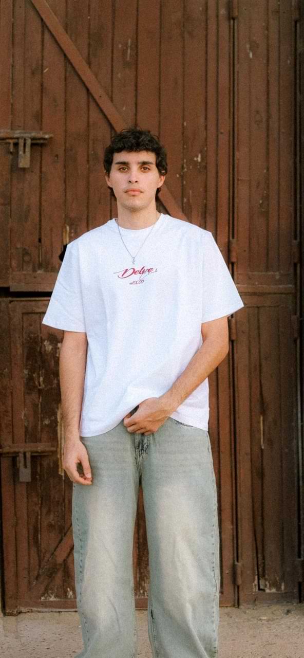 Delve club '85 tee