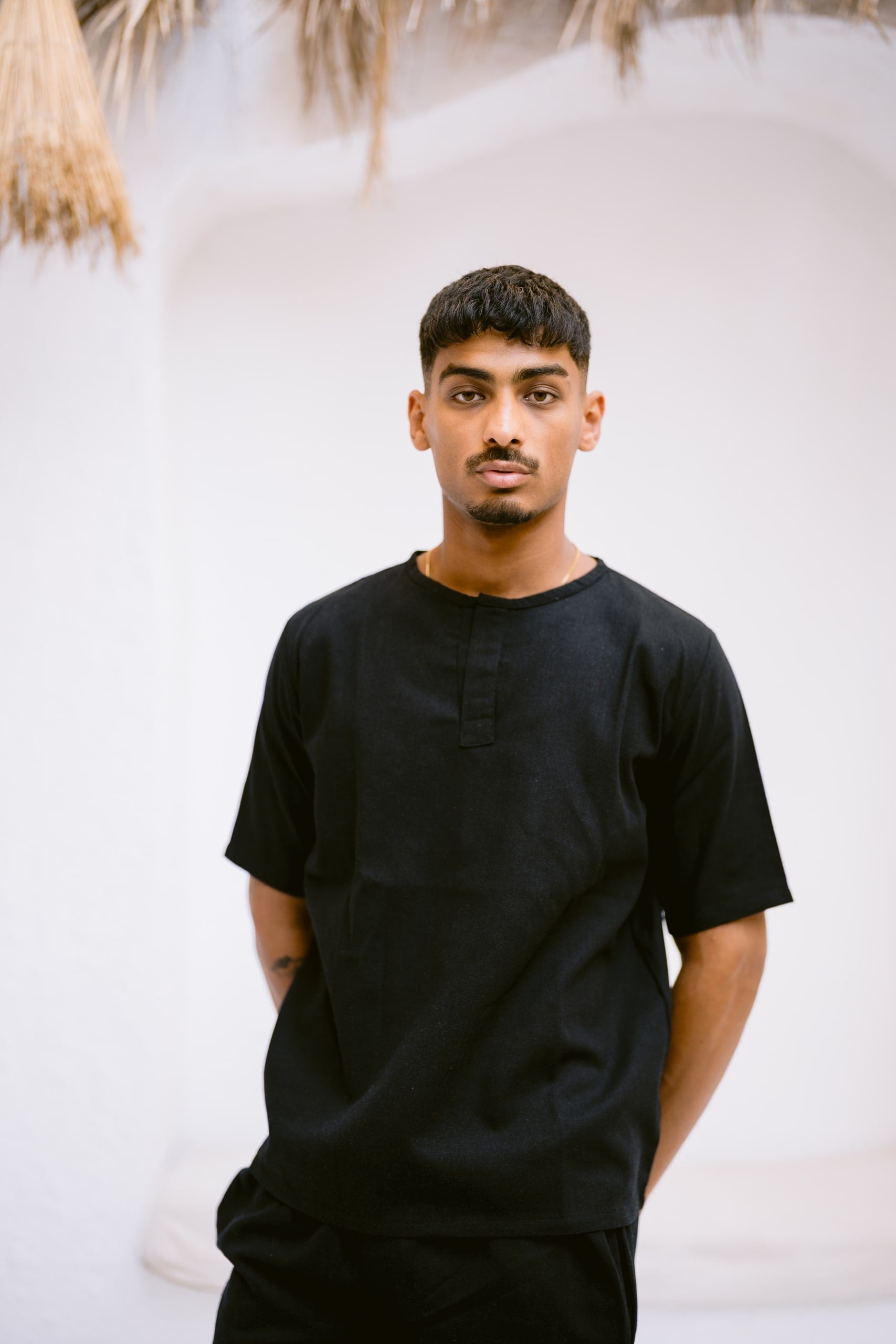 Linen round neck