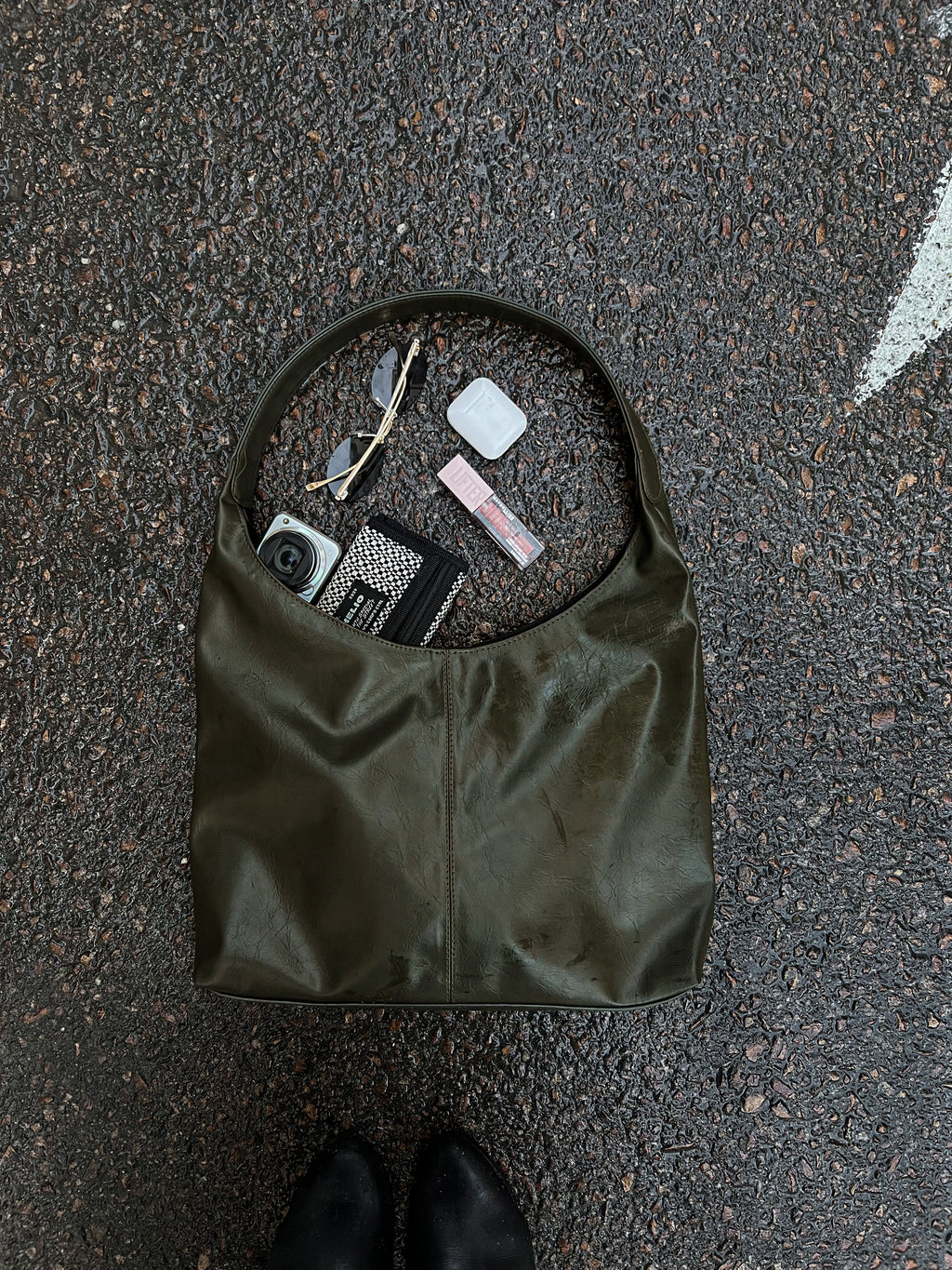 HOBO LEATHER BAG