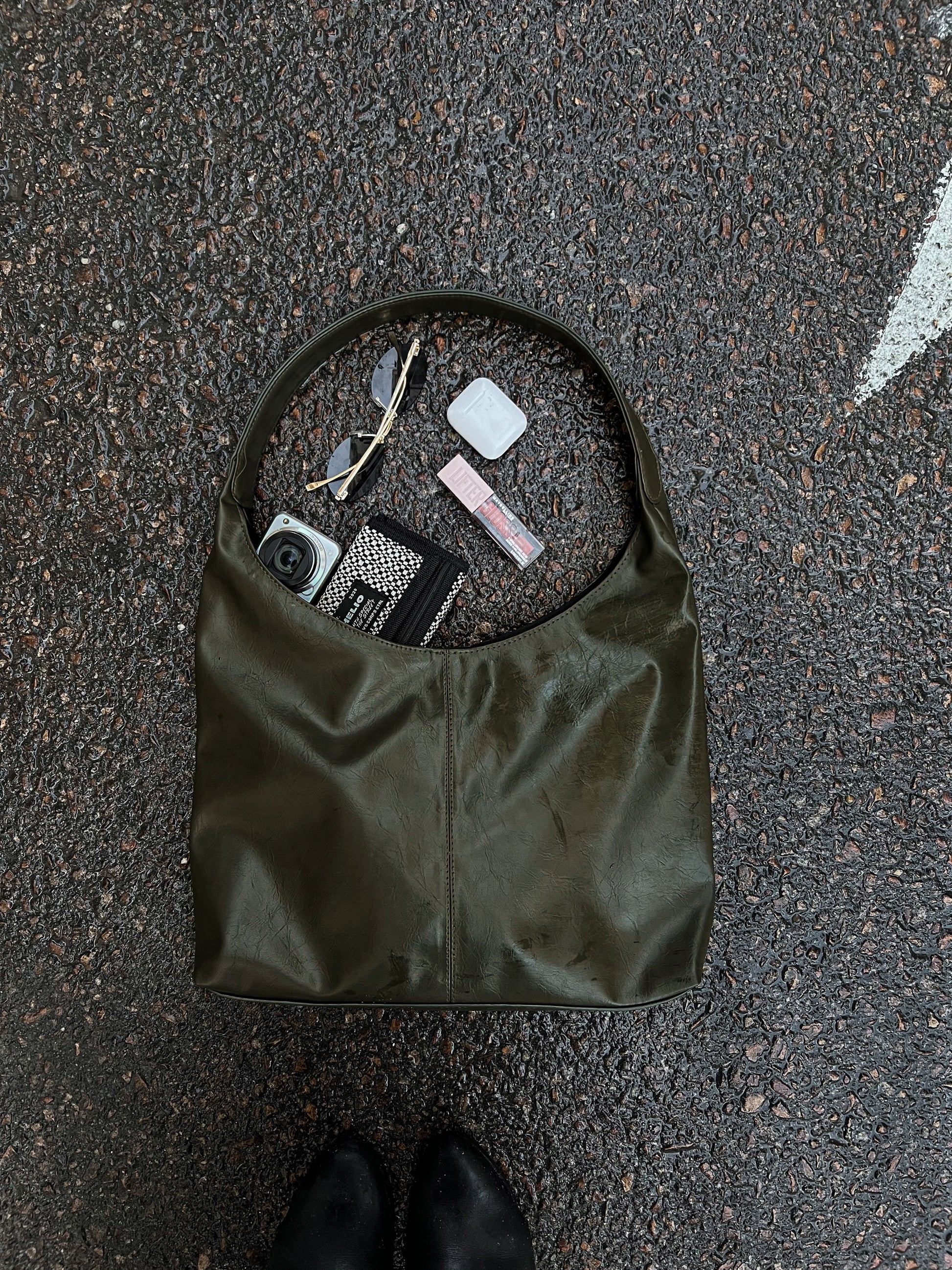 HOBO LEATHER BAG