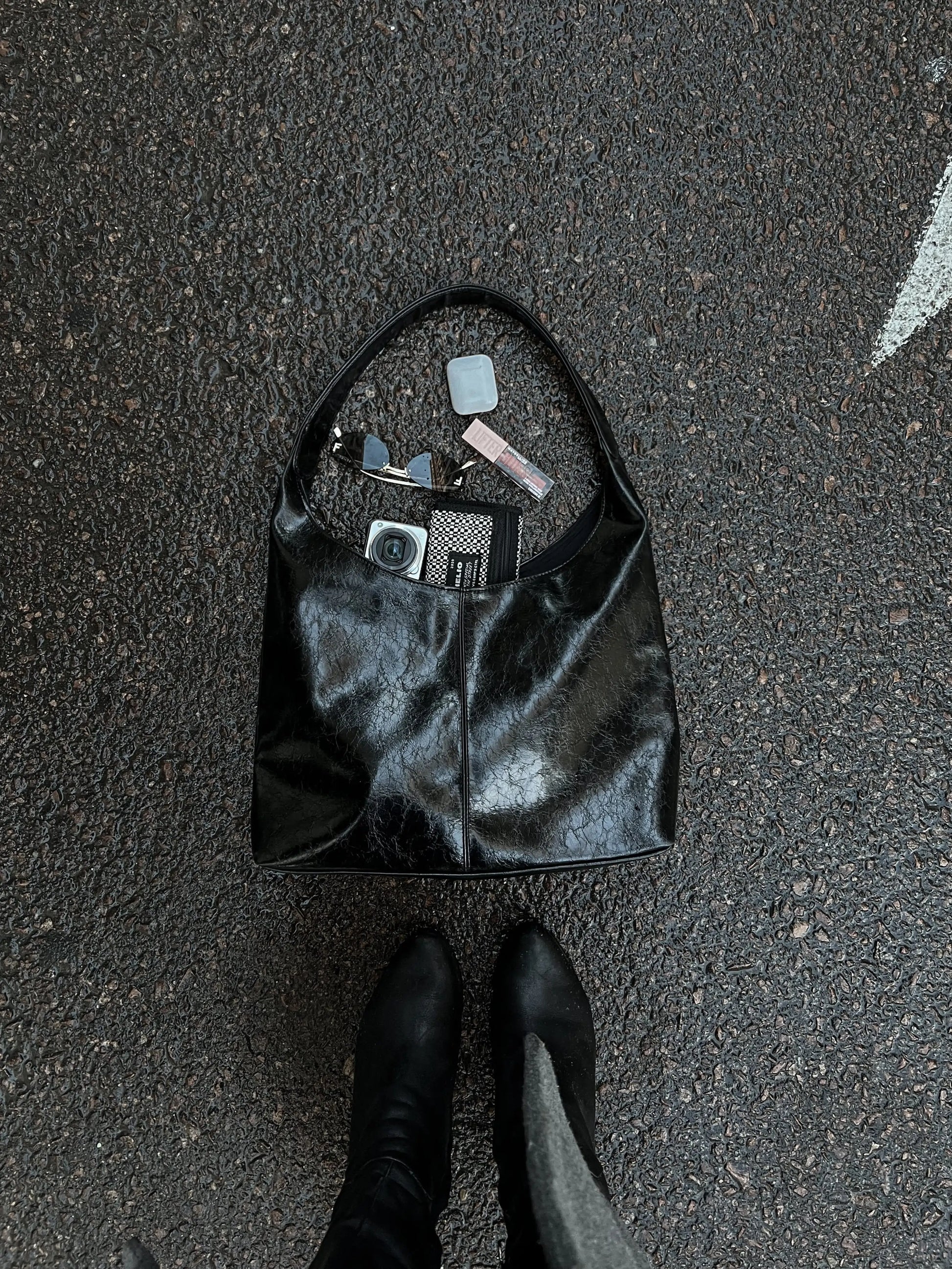 HOBO LEATHER BAG